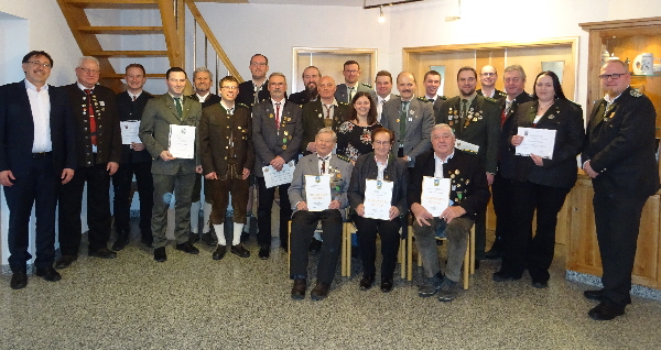 Gruppenbild Ehrungen 2023 Riesgau Nrdlingen